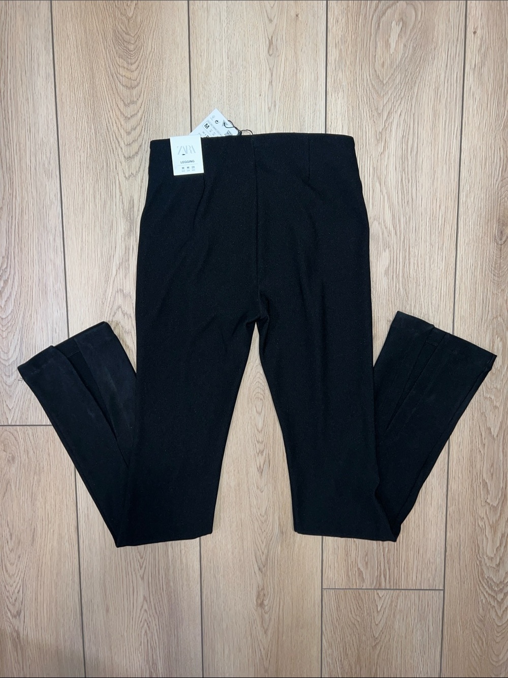 Zara Black High-Waisted Ribbed Flare Leggings with Front Split-hems - Picture 8 of 15